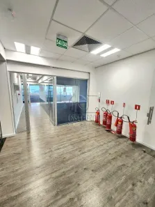Sala Comercial para alugar, 1000m² no Alphaville Centro Industrial e Empresarial/Alphaville., Barueri