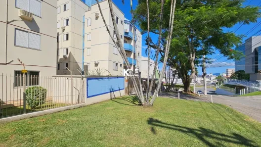 Apartamento com 2 Quartos à venda, 58m² no Capoeiras, Florianópolis