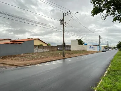 Lote/Terreno à venda, 569m² no Jardim das Palmeiras, Uberlândia