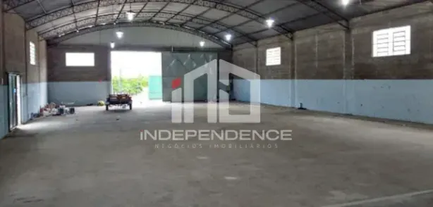Galpão/Depósito/Armazém à venda, 770m² no Chácaras Reunidas, São José dos Campos