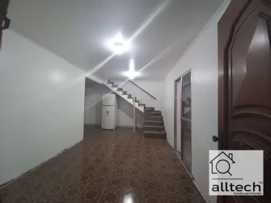 Sobrado com 2 Quartos para alugar, 150m² no Parque Tomas Saraiva, São Paulo