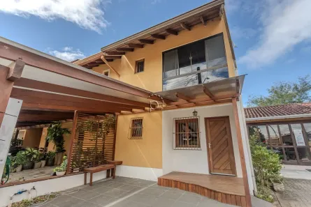 Casa de Condomínio com 2 Quartos para alugar, 140m² no Hípica, Porto Alegre
