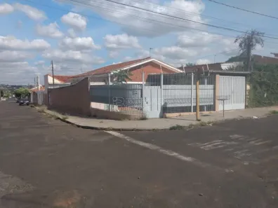 Casa com 2 Quartos à venda, 203m² no Jardim Brasil (Vila Xavier), Araraquara