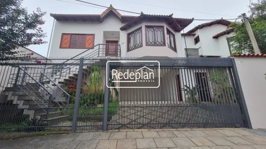 Casa com 3 Quartos à venda, 267m² no Jardim Amália, Volta Redonda