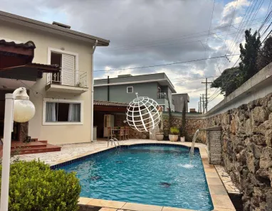 Casa com 3 Quartos à venda, 260m² no Retiro das Fontes, Atibaia