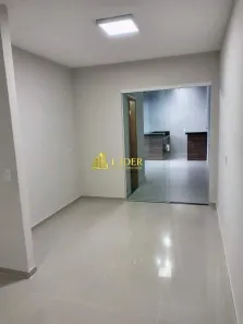 Casa de Condomínio com 3 Quartos à venda, 140m² no Aclimação, Uberlândia