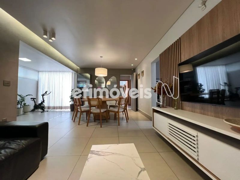 Apartamento com 4 quartos — Pampulha, Belo Horizonte