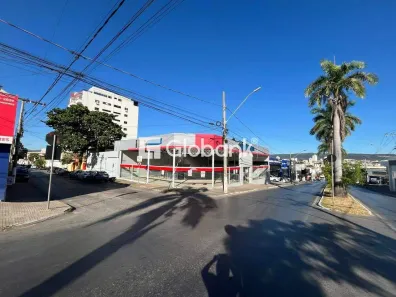 Ponto Comercial para alugar, 720m² no São José, Montes Claros