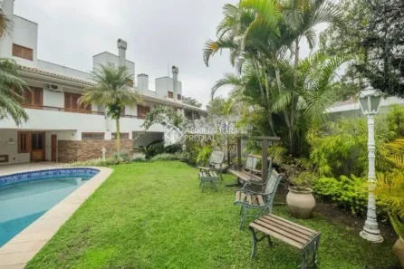 Casa com 6 Quartos à venda, 520m² no Três Figueiras, Porto Alegre