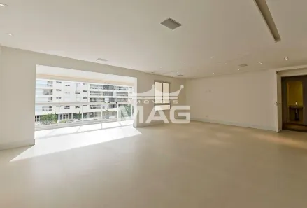 Apartamento com 4 Quartos à venda, 158m² no Água Verde, Curitiba