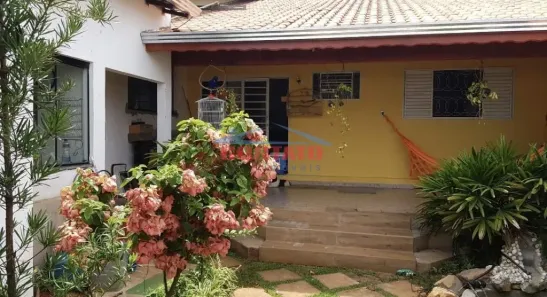 Casa com 2 Quartos à venda, 230m² no Jardim São João Batista, São Carlos