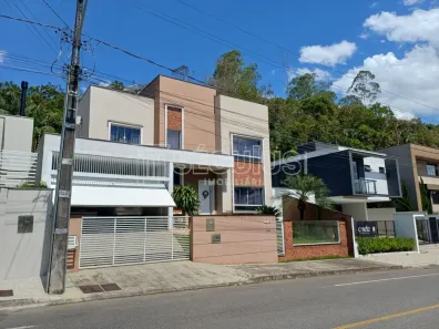 Casa com 3 Quartos à venda, 214m² no Amizade, Jaraguá do Sul