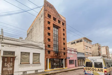 Sala Comercial com 1 Quarto para venda ou aluguel, 36m² no Centro, Pelotas