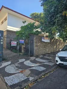 Casa com 6 Quartos para alugar, 490m² no Vila Maristela, Presidente Prudente
