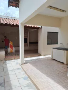 Casa com 3 Quartos à venda, 180m² no Nossa Senhora Aparecida, Uberlândia