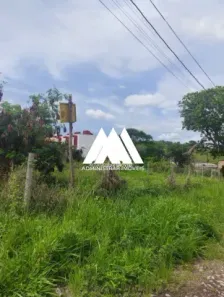 à venda, 1400m² no Parque Jardim Santanense, Itaúna