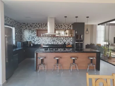 Casa de Condomínio com 3 Quartos à venda, 190m² no Loteamento Verana, São José dos Campos