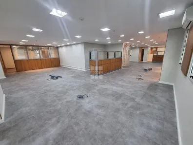 Apartamento para alugar, 223m² no Brooklin Paulista, São Paulo