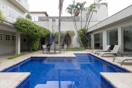 Casa com 3 Quartos à venda, 350m² no Pacaembu, São Paulo
