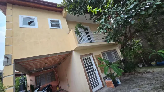 Casa com 3 Quartos à venda, 160m² no Vila Galvão, Guarulhos