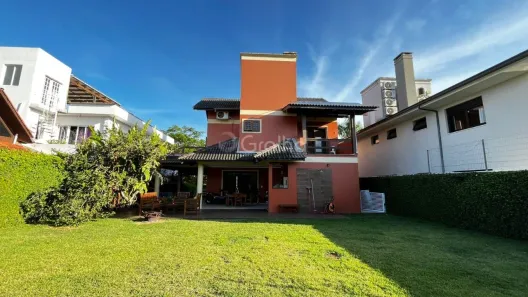 Casa com 3 Quartos à venda, 230m² no Jurerê Internacional, Florianópolis