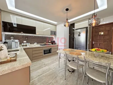 Apartamento com 3 Quartos à venda, 137m² no Zona 07, Maringá