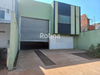 Galpão/Depósito/Armazém para alugar, 300m² no Alto Umuarama, Uberlândia