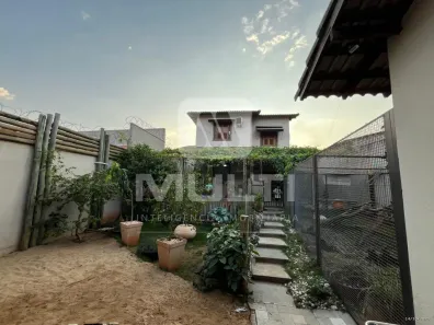 Casa com 3 Quartos à venda, 295m² no Cidade Jardim, Uberlândia
