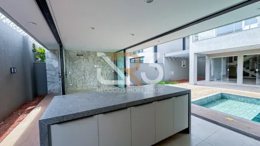 Casa de Condomínio com 4 Quartos à venda, 400m² no Esperança, Londrina