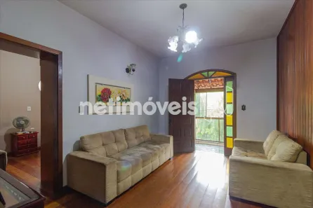 Casa com 3 Quartos à venda, 300m² no Santa Cruz, Belo Horizonte