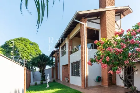 Sobrado com 4 Quartos à venda, 350m² no Dom Pedro, Londrina