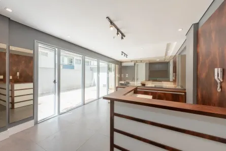 Sala Comercial para alugar, 96m² no Moinhos de Vento, Porto Alegre