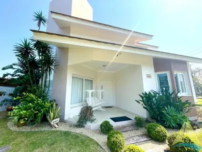 Casa com 4 Quartos à venda, 350m² no XANGRI-LÁ, Xangri-lá