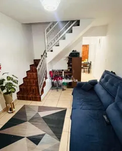 Sobrado com 2 Quartos à venda, 72m² no Jardim Dayse, Ferraz de Vasconcelos