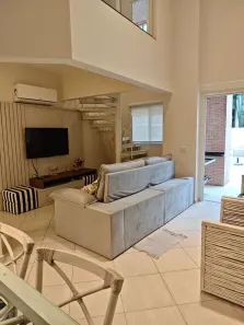 Sobrado com 4 Quartos para alugar, 200m² no Riviera, Bertioga