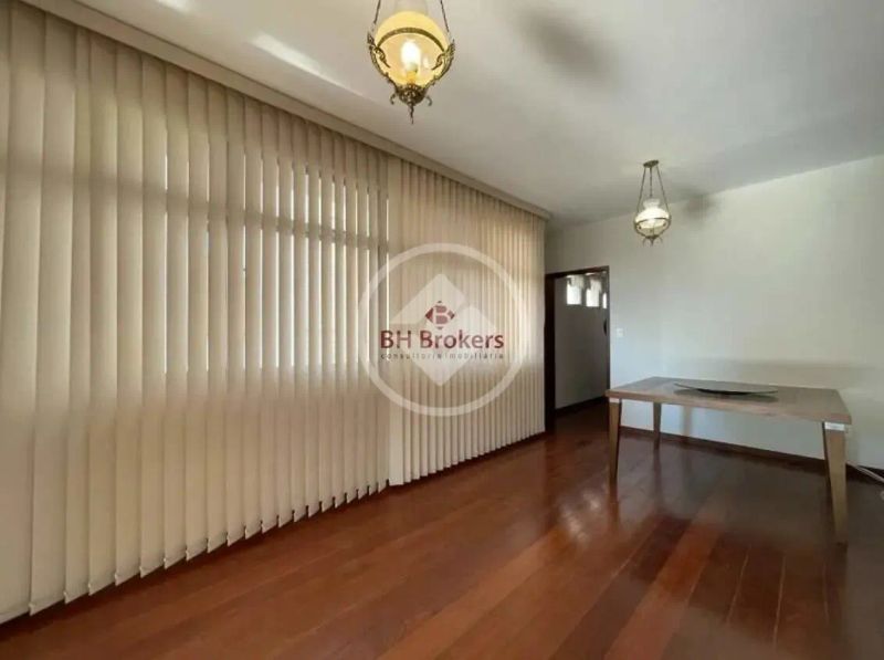Cobertura com 4 quartos — Santo Antônio, Belo Horizonte