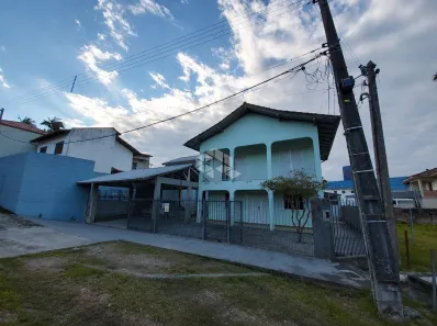 Casa com 5 Quartos à venda, 400m² no Centro, São José