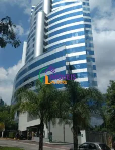 Sala Comercial para alugar, 556m² no Green Valley Alphaville, Barueri