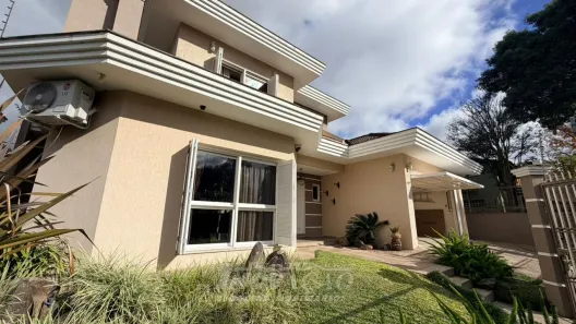 Casa com 3 Quartos à venda, 330m² no Jardim América, Caxias do Sul