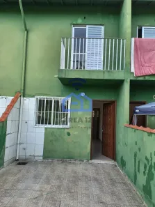 Sobrado com 2 Quartos para alugar, 65m² no Jardim Brasil, Caraguatatuba
