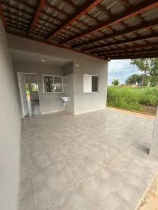 Casa com 2 Quartos à venda, 80m² no Petrópolis, Várzea Grande