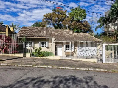 Casa com 4 Quartos à venda, 150m² no Centro, Canoas