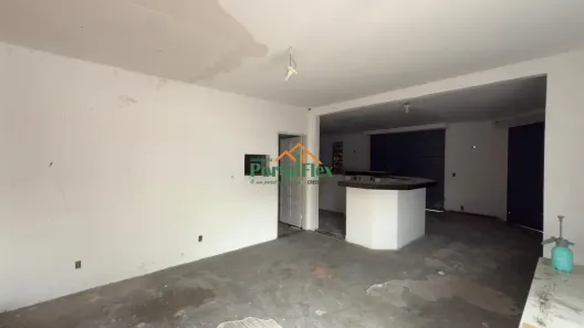 Ponto Comercial para alugar, 120m² no Parque Residencial Laranjeiras, Serra