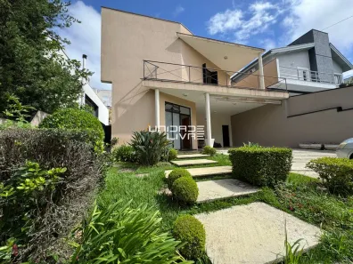 Casa de Condomínio com 3 Quartos para venda ou aluguel, 260m² no Conjunto Residencial Cocuera, Mogi das Cruzes