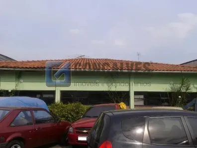 Galpão/Depósito/Armazém à venda, 900m² no Santa Maria, Santo André