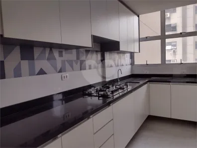 Apartamento com 2 Quartos para alugar, 95m² no Jardim Europa, São Paulo
