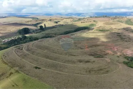 à venda, 4110000m² no Centro, São Roque de Minas