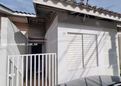 Casa com 2 Quartos à venda, 55m² no Brasília, Londrina