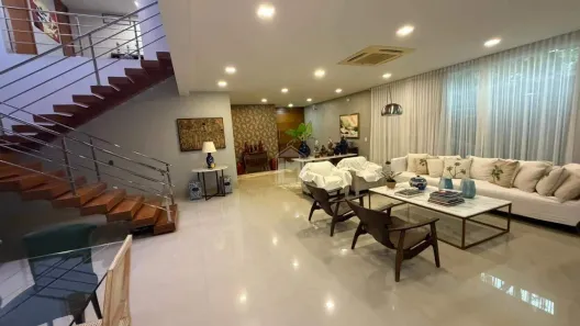 Casa com 4 Quartos para alugar, 620m² no Pontal de Camburi, Vitória