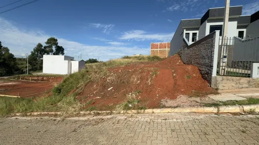 Lote/Terreno à venda, 337m² no Vargas, Sapucaia do Sul